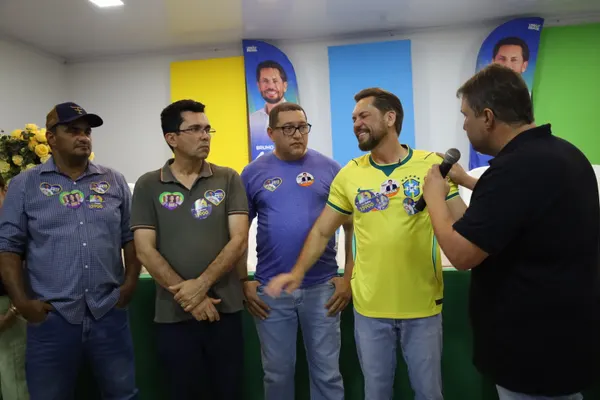Lançamento de campanha ao lado do prefeito Dr. Fábio, vereadores e grandes lideranças — foto 78