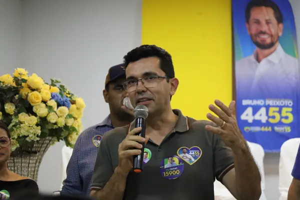 Lançamento de campanha ao lado do prefeito Dr. Fábio, vereadores e grandes lideranças — foto 85