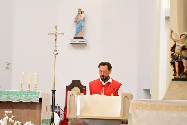MISSA NA CATEDRAL — foto 4