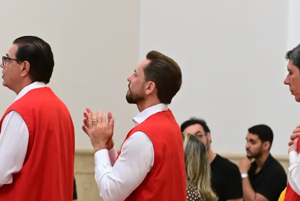 MISSA NA CATEDRAL — foto 11