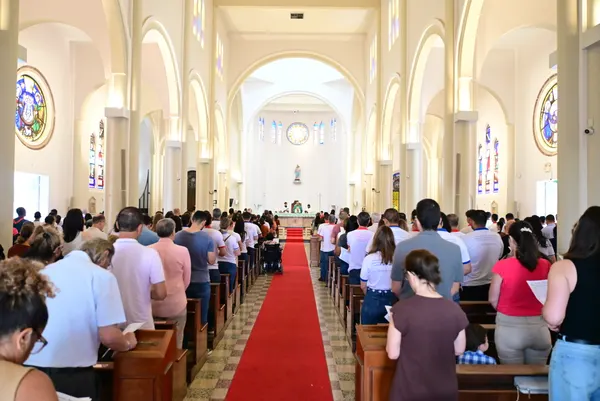 MISSA NA CATEDRAL — foto 1