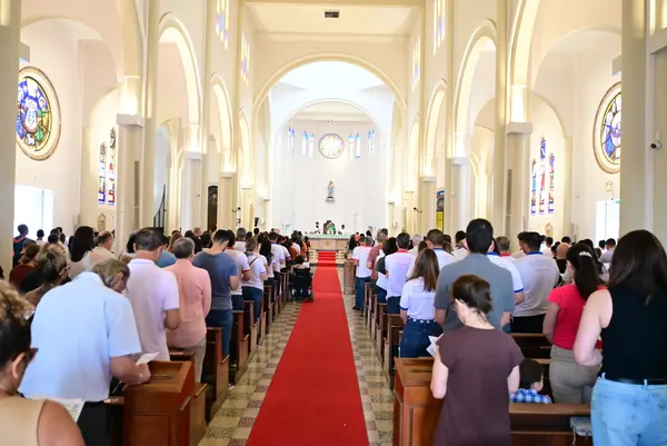 MISSA NA CATEDRAL — foto 2