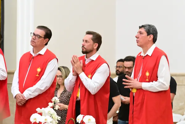 MISSA NA CATEDRAL — foto 9