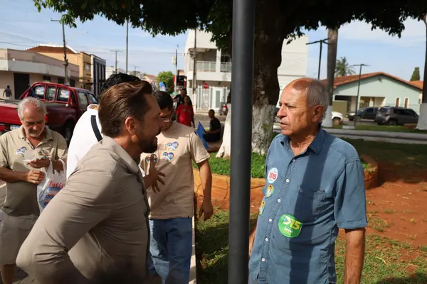 — Reunião com lideranças em Goiandira e uma passada rápida pela cidade. — foto 40