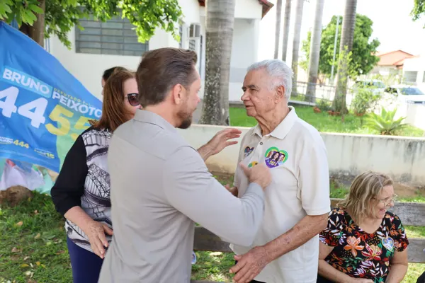 — Reunião com lideranças em Goiandira e uma passada rápida pela cidade. — foto 29
