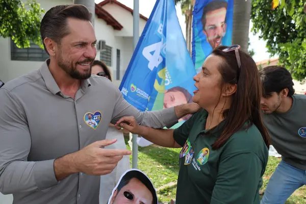 — Reunião com lideranças em Goiandira e uma passada rápida pela cidade. — foto 25