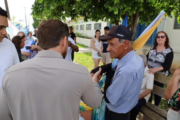 — Reunião com lideranças em Goiandira e uma passada rápida pela cidade. — foto 21