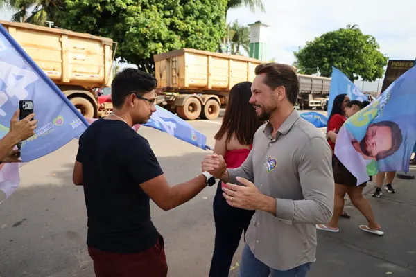 — Reunião com lideranças em Goiandira e uma passada rápida pela cidade. — foto 18