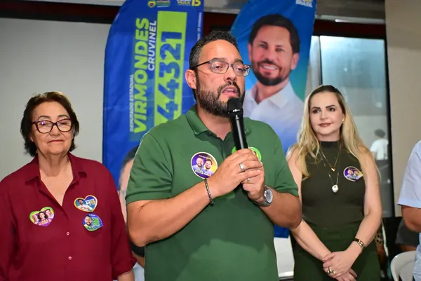 Reunião com Virmondes, na casa da Ângela — foto 2