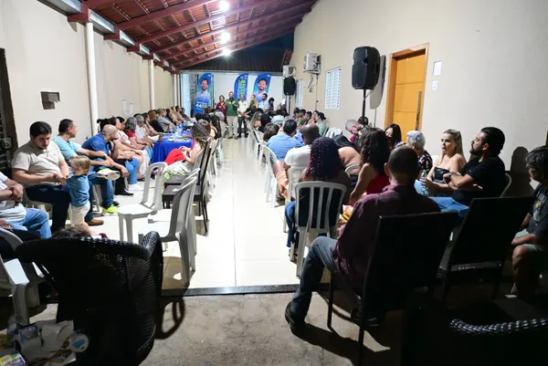 Reunião com Virmondes, na casa da Ângela — foto 4