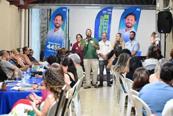 Reunião com Virmondes, na casa da Ângela — foto 6