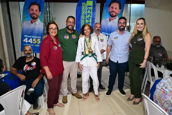 Reunião com Virmondes, na casa da Ângela — foto 7