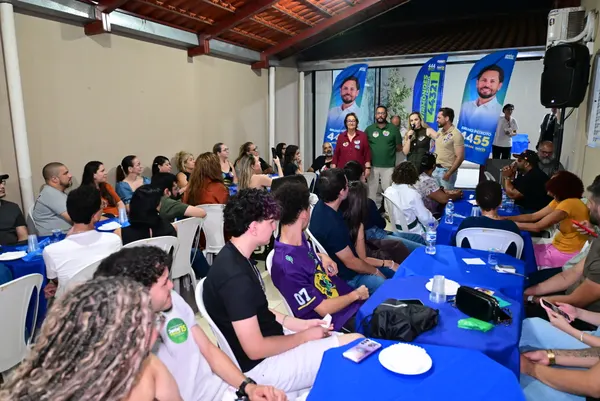 Reunião com Virmondes, na casa da Ângela — foto 14