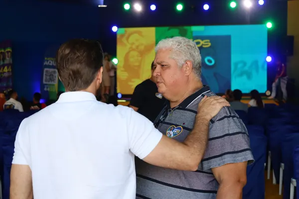Reunião com o deputado Júlio Pina e 30 lideranças — foto 15