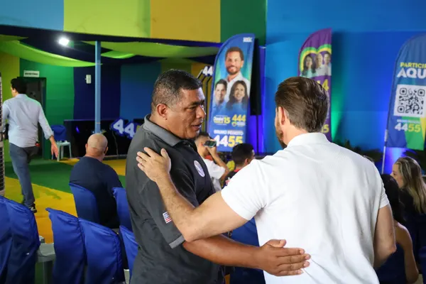 Reunião com o deputado Júlio Pina e 30 lideranças — foto 16