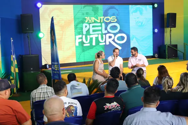 Reunião com o deputado Júlio Pina e 30 lideranças — foto 22