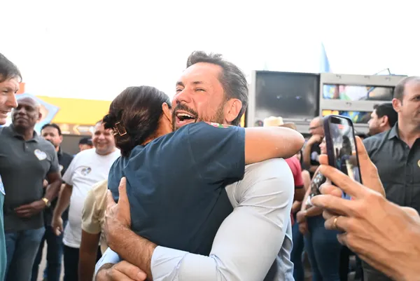 Reunião com o deputado Karlos Cabral, a prefeita Maysa e lideranças — foto 9
