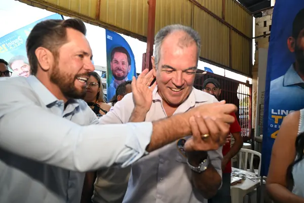 Reunião com o deputado Karlos Cabral, a prefeita Maysa e lideranças — foto 13