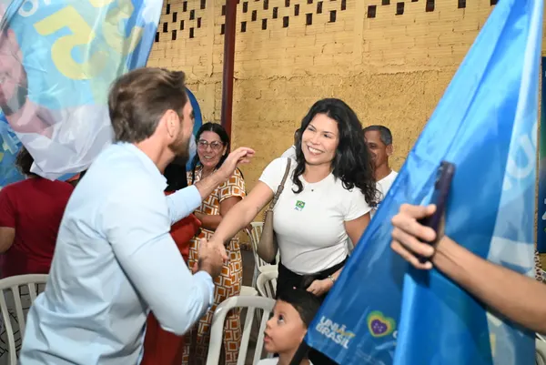 Reunião com o deputado Karlos Cabral, a prefeita Maysa e lideranças — foto 16
