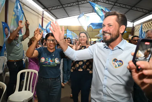 Reunião com o deputado Karlos Cabral, a prefeita Maysa e lideranças — foto 18