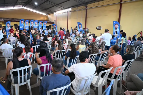 Reunião com o deputado Karlos Cabral, a prefeita Maysa e lideranças — foto 19