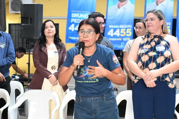 Reunião com o deputado Karlos Cabral, a prefeita Maysa e lideranças — foto 23