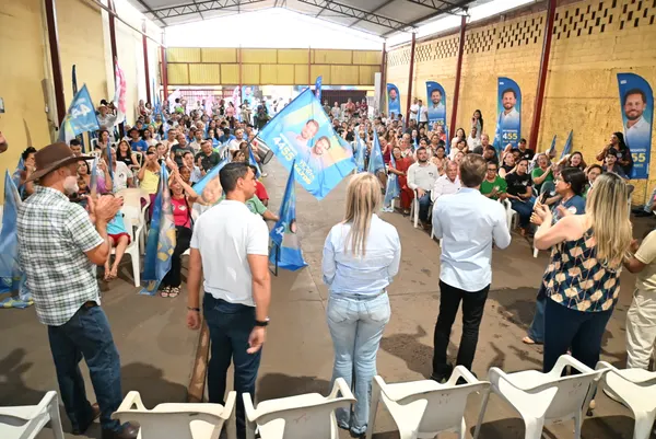 Reunião com o deputado Karlos Cabral, a prefeita Maysa e lideranças — foto 25