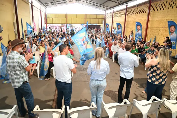 Reunião com o deputado Karlos Cabral, a prefeita Maysa e lideranças — foto 26