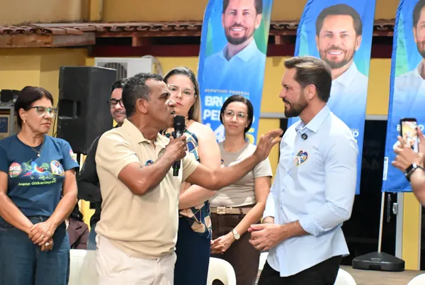 Reunião com o deputado Karlos Cabral, a prefeita Maysa e lideranças — foto 29
