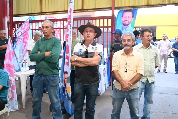 Reunião com o deputado Karlos Cabral, a prefeita Maysa e lideranças — foto 34