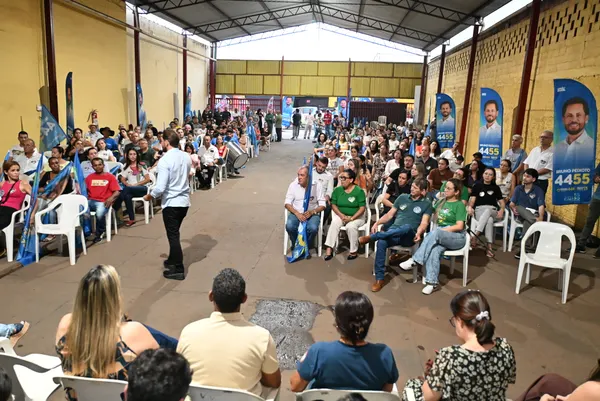 Reunião com o deputado Karlos Cabral, a prefeita Maysa e lideranças — foto 43
