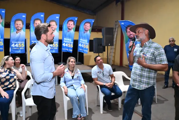 Reunião com o deputado Karlos Cabral, a prefeita Maysa e lideranças — foto 53
