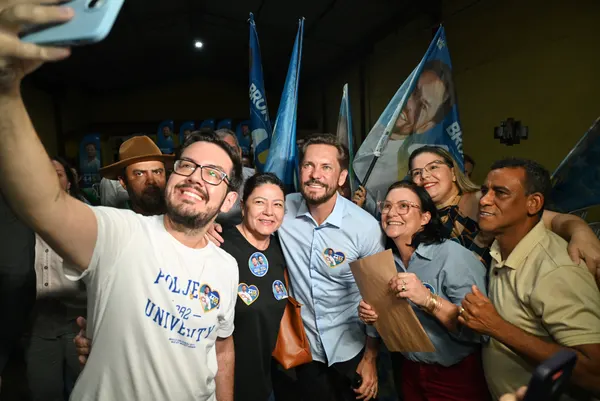 Reunião com o deputado Karlos Cabral, a prefeita Maysa e lideranças — foto 59