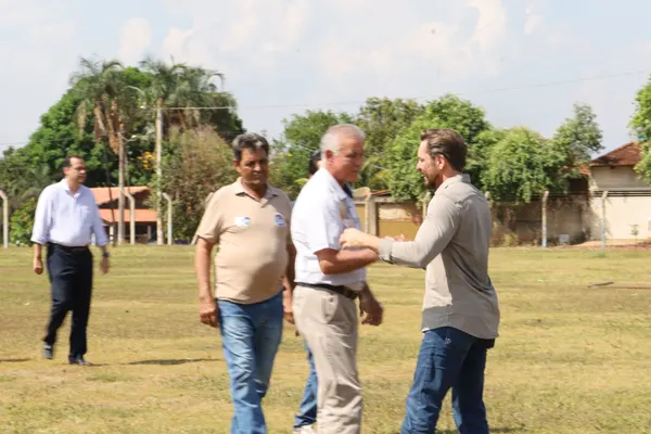 Reunião com lideranças em Santa Isabel — foto 3
