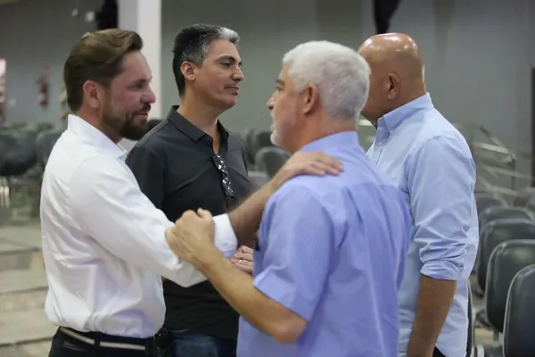 – Reunião na Igreja Batista Renascer com o pastor João Queiroz. — foto 15