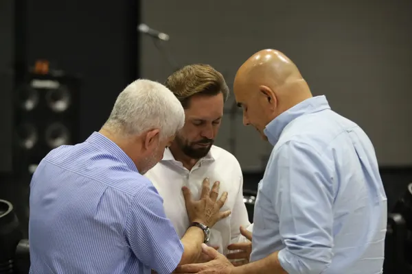 – Reunião na Igreja Batista Renascer com o pastor João Queiroz. — foto 3