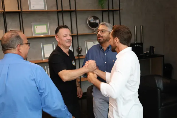 Reunião com diretores e colaboradores da New Line — foto 18