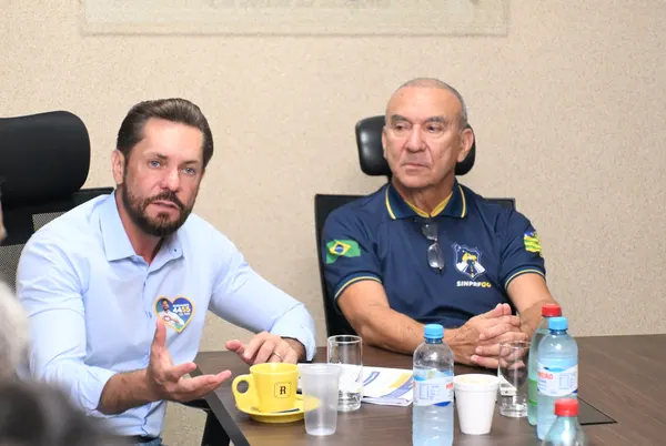 Reunião com o inspetor Newton Morais e policiais rodoviários federais — foto 4