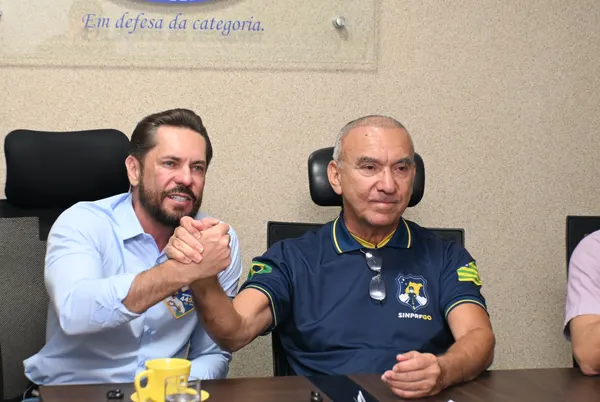 Reunião com o inspetor Newton Morais e policiais rodoviários federais — foto 6