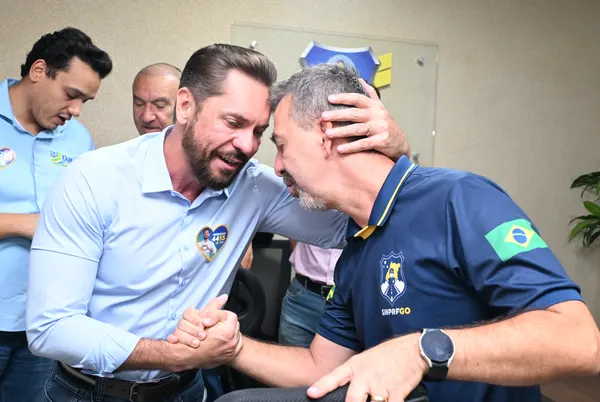 Reunião com o inspetor Newton Morais e policiais rodoviários federais — foto 9