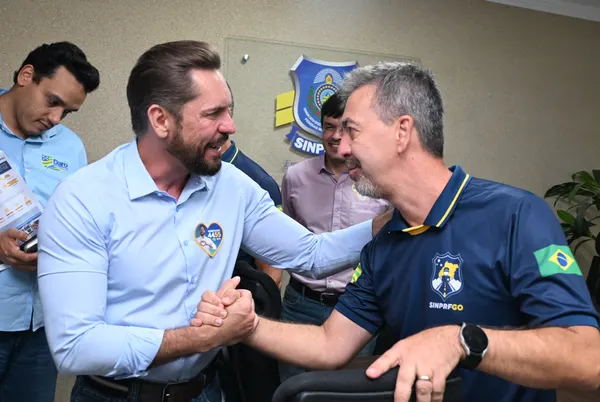Reunião com o inspetor Newton Morais e policiais rodoviários federais — foto 10