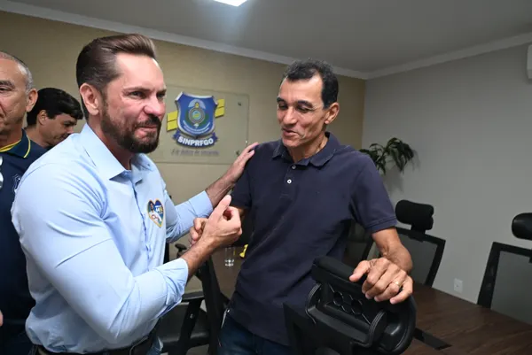 Reunião com o inspetor Newton Morais e policiais rodoviários federais — foto 13