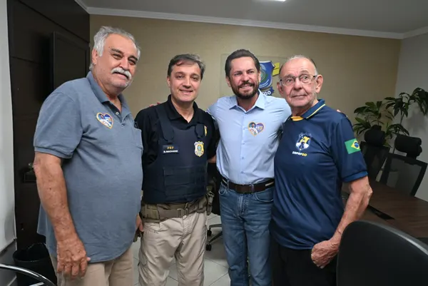 Reunião com o inspetor Newton Morais e policiais rodoviários federais — foto 14