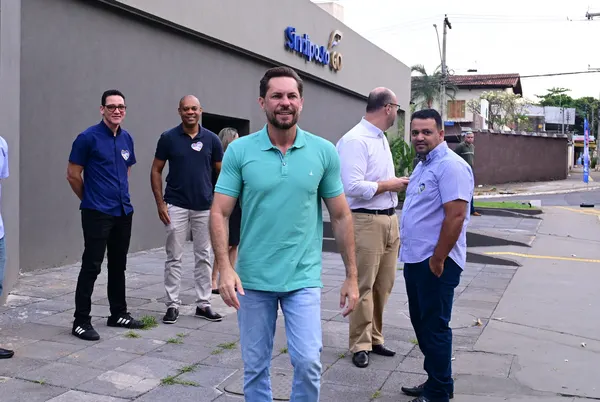 Reunião com o prefeito Sandro Mabel e secretários