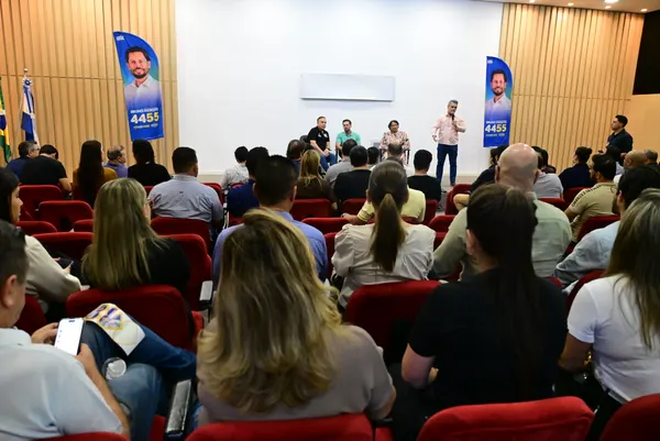 Reunião com o prefeito Sandro Mabel e secretários — foto 10