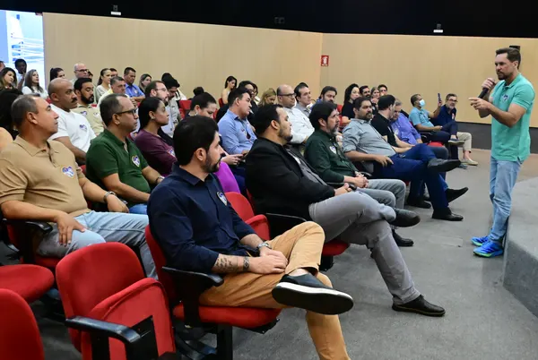 Reunião com o prefeito Sandro Mabel e secretários — foto 22