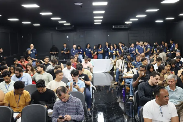 Reunião com Ronaldo, Jucelino e funcionários da Solidy