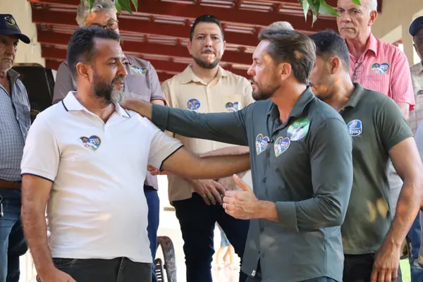 ROTEIRO: REUNIÃO COM LIDERANÇAS E VEREADORES EM GUARINOS — foto 40