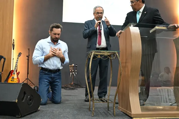 VISITA À IGREJA COM O PASTOR LUCAS — foto 2